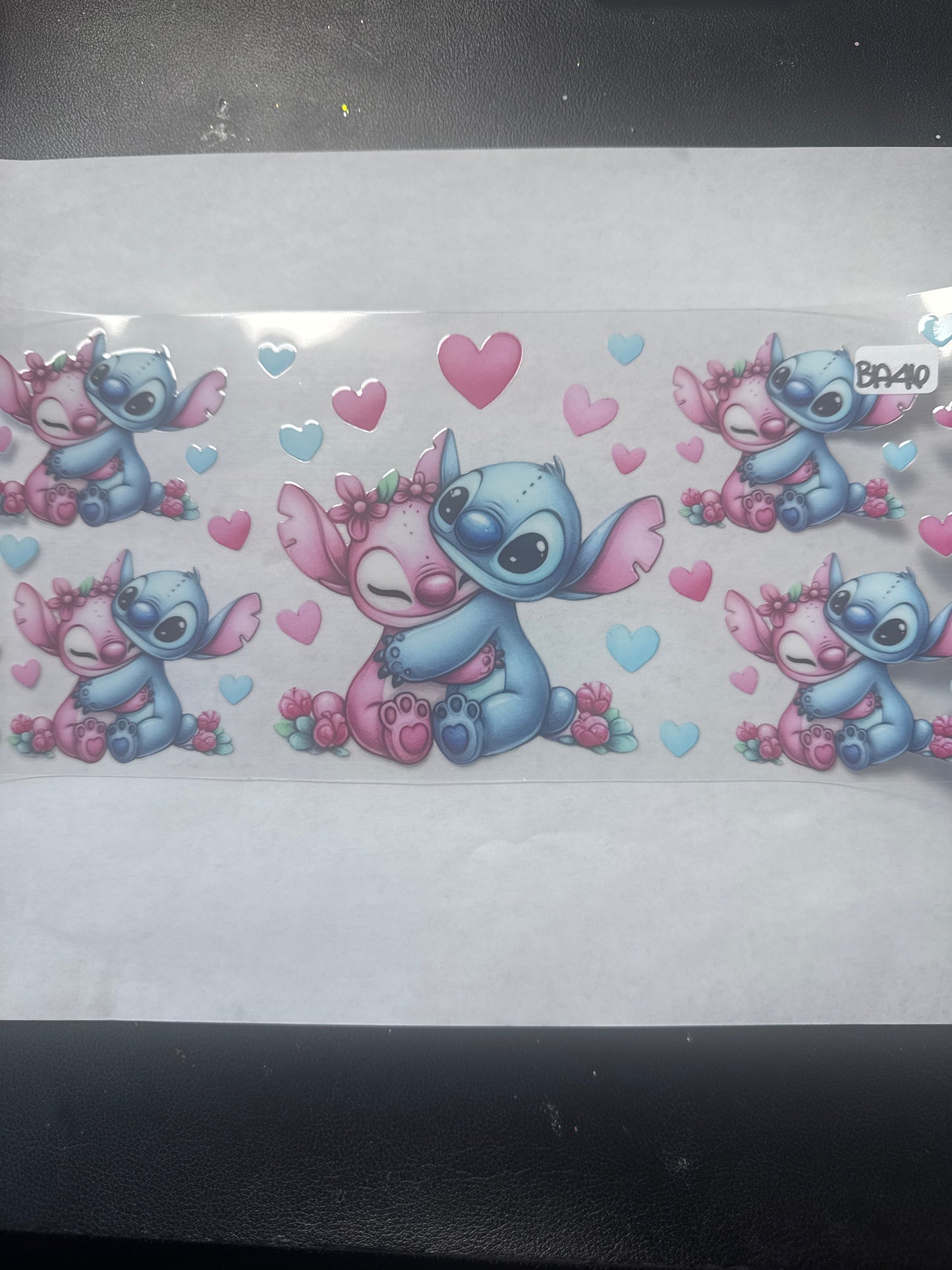 BA 46 Blue alien and pink alien with hearts uvdtf wrap