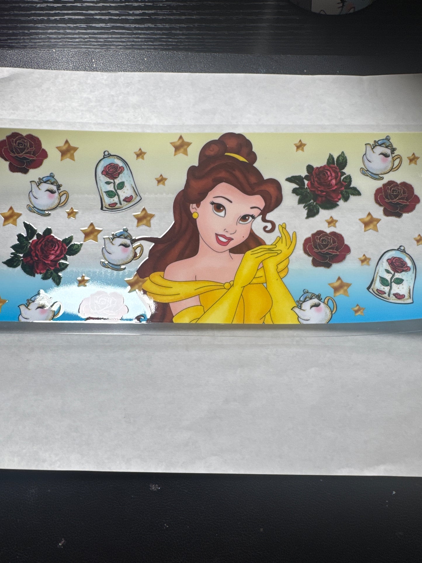 C203 princess with tea pot and red roses uvdtf wrap
