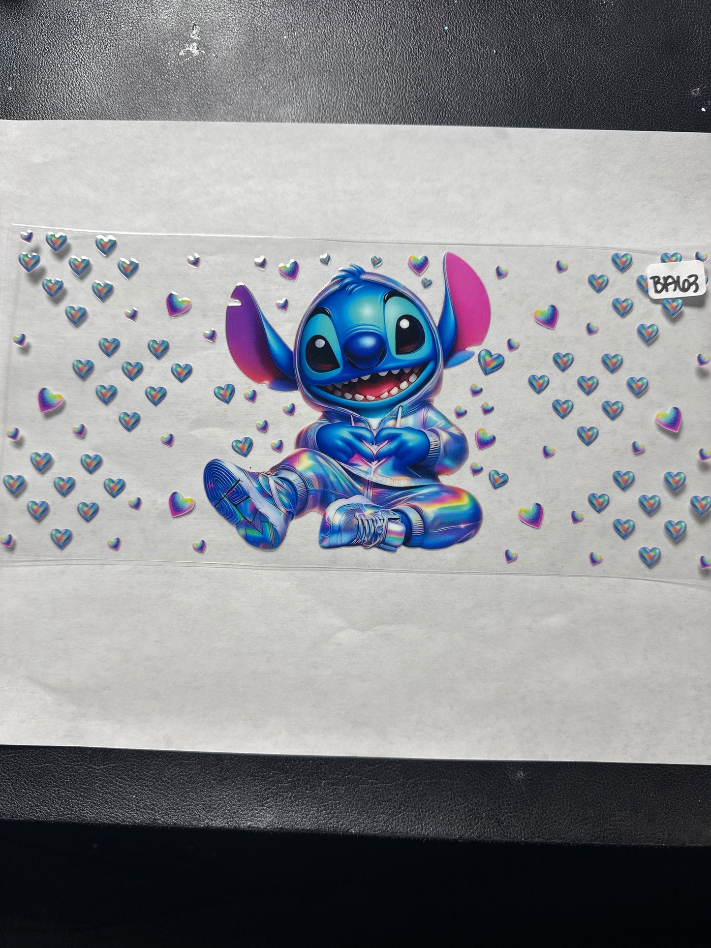 BA63 Blue alien with hearts uvdtf wrap