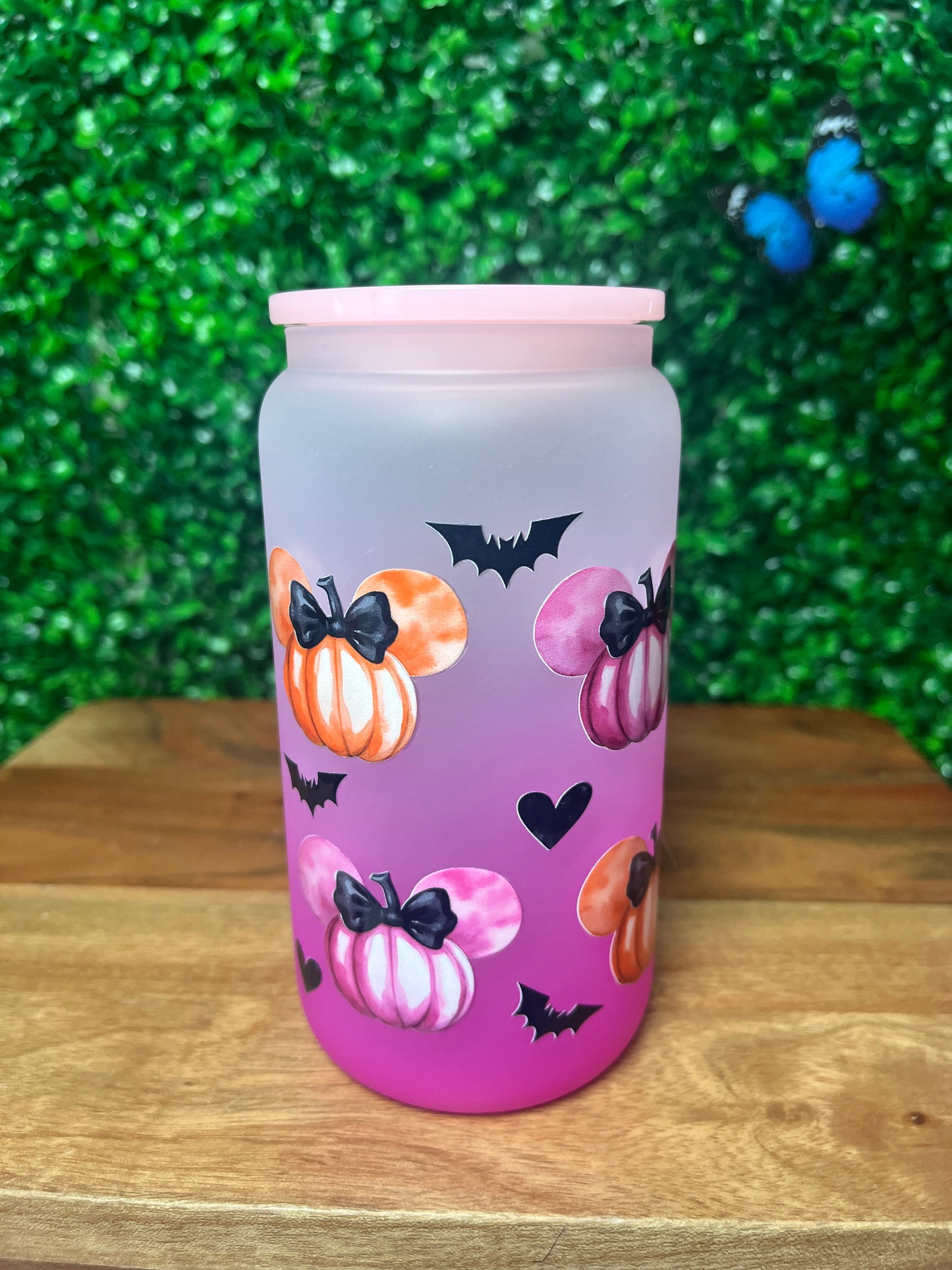 16oz Pumpkin Bats UVDTF Glass Cup