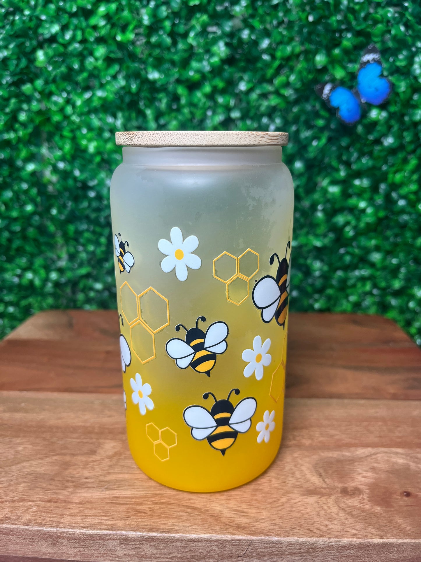 16oz Bees UVDTF Glass Cup