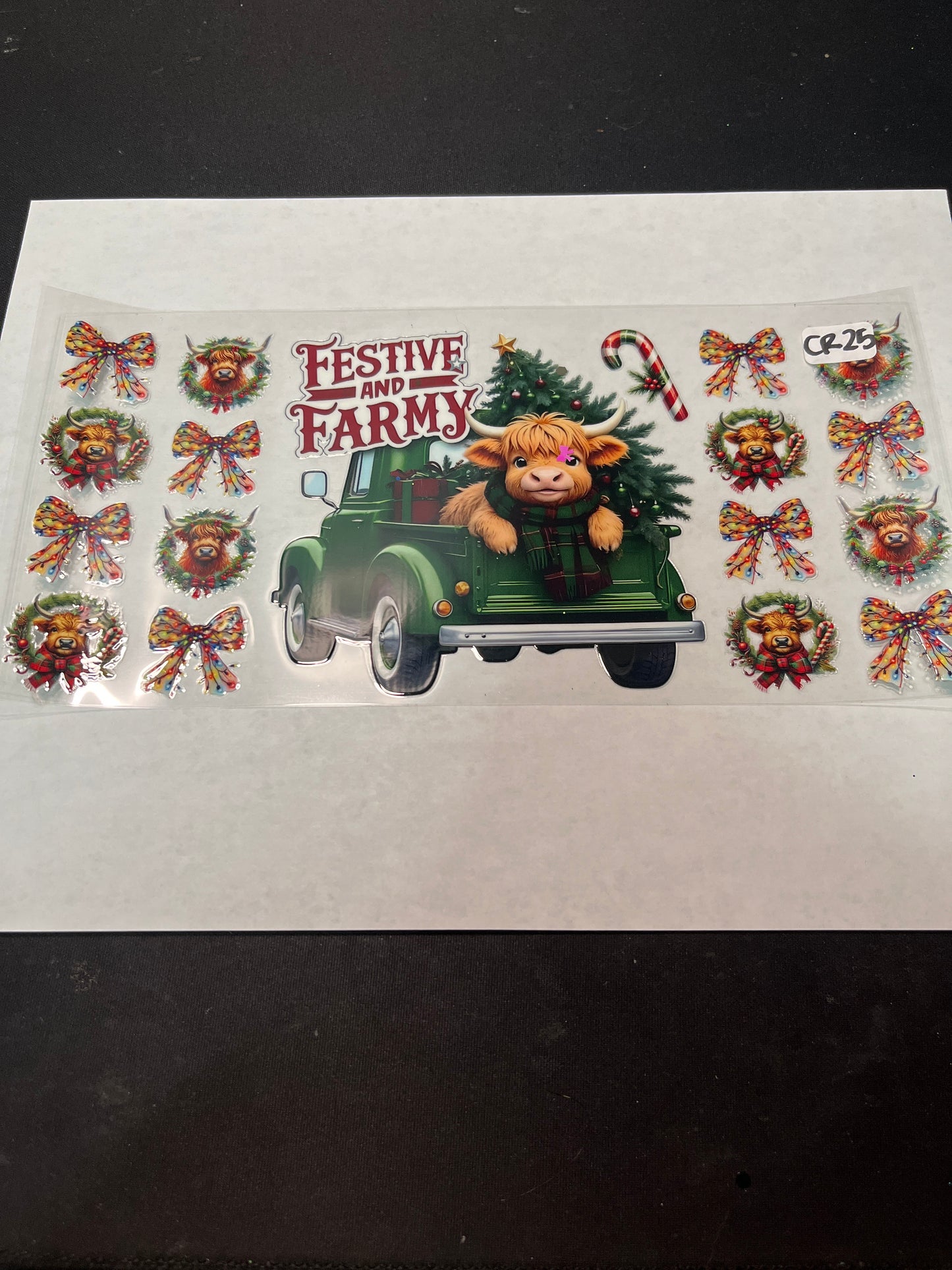 CR25 Christmas Cow UVDTF Wrap