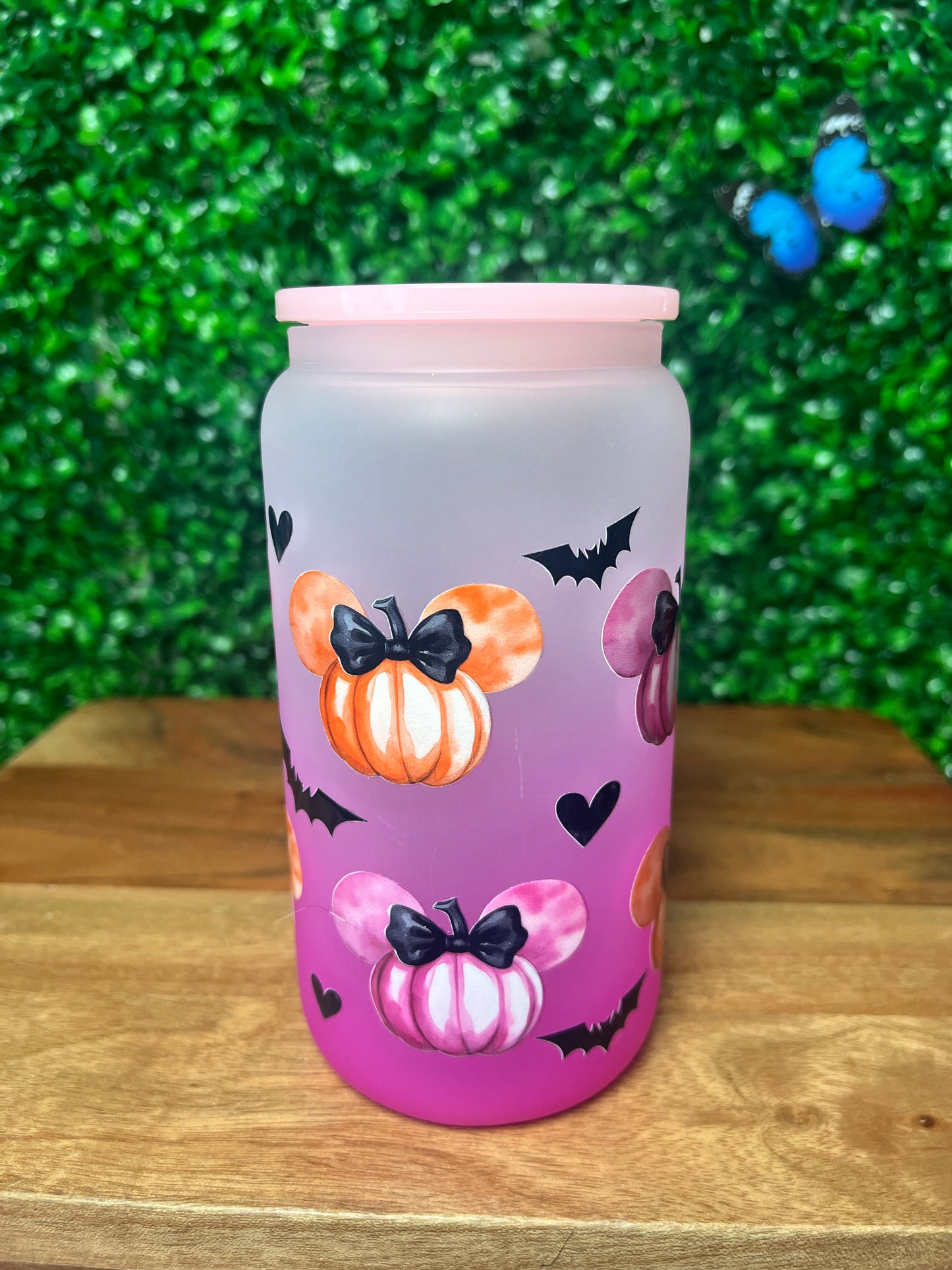 16oz Pumpkin Bats UVDTF Glass Cup