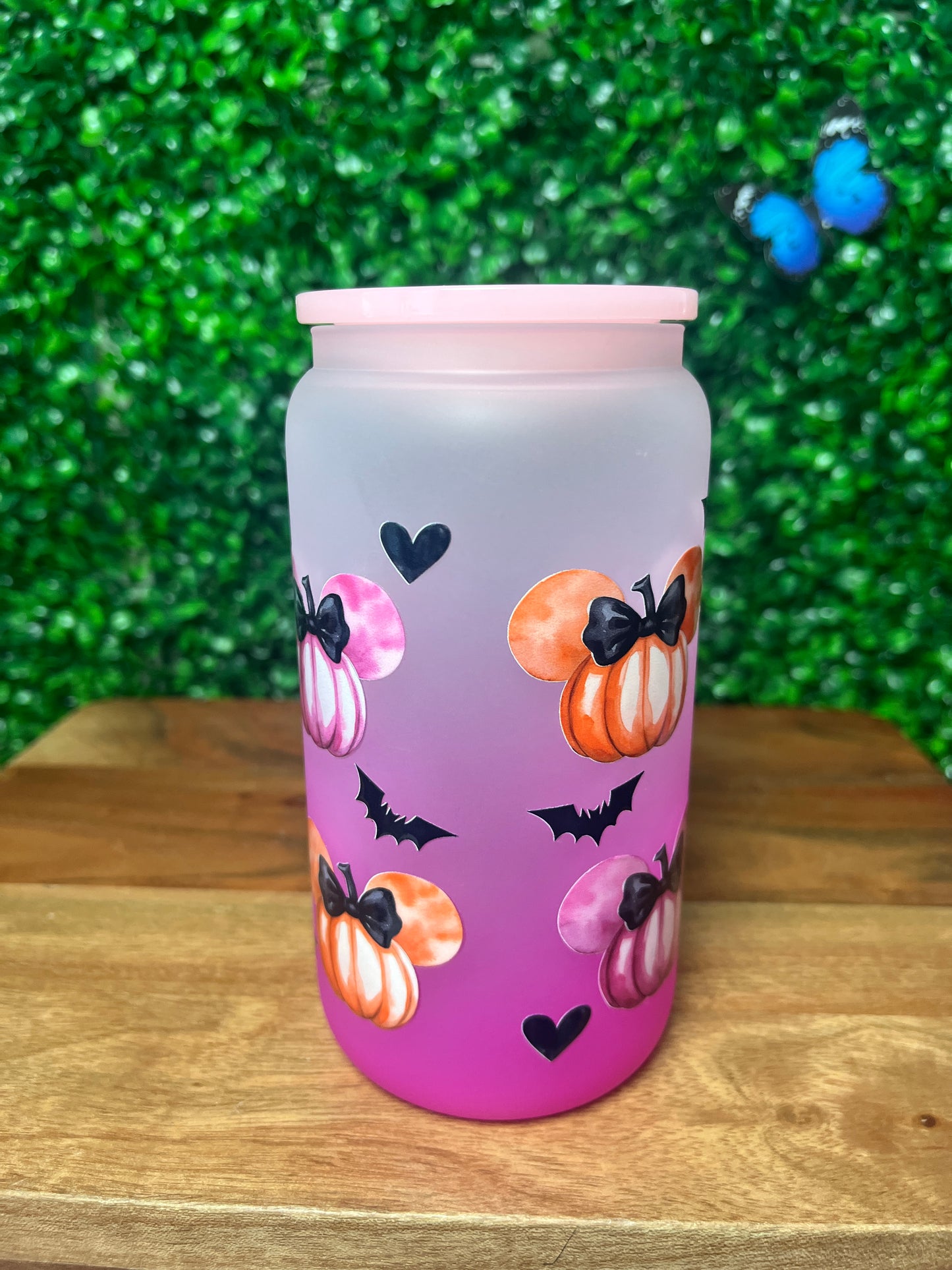 16oz Pumpkin Bats UVDTF Glass Cup