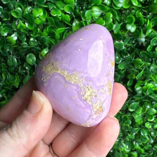 Phosphosiderite Palm stone