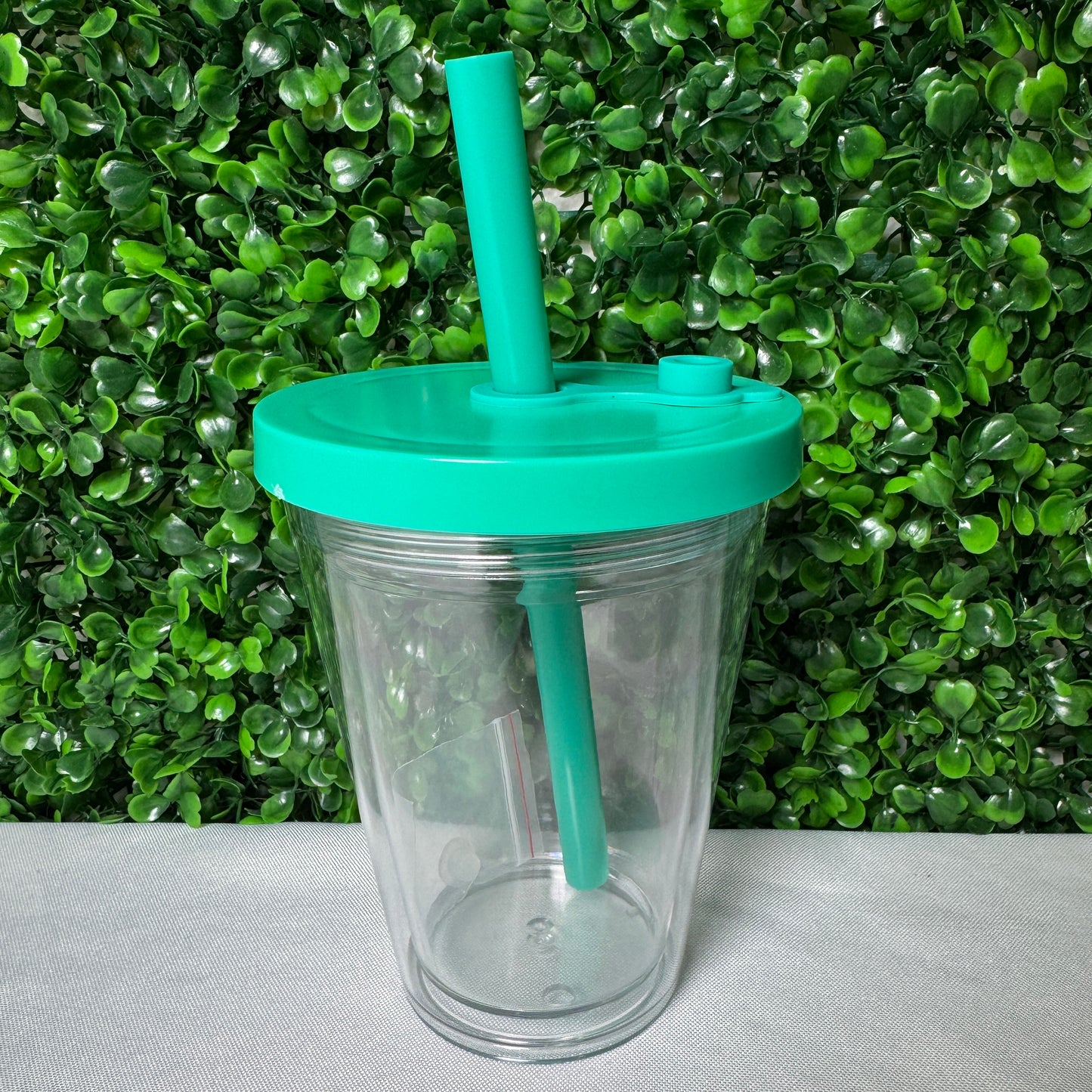 12oz kids plastic snowglobe tumbler cup