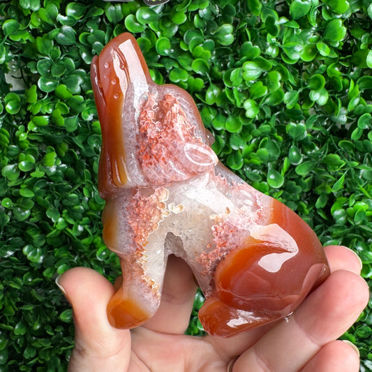 Carnelian wolf carving