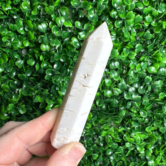 White plume agate tower